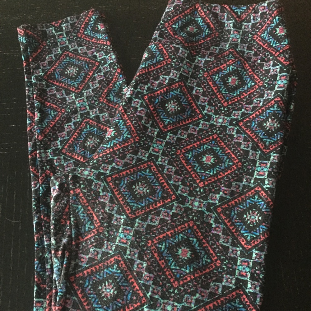 LuLaRoe OS Leggings